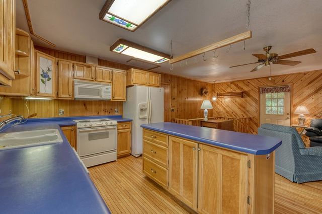 2515 Road 9999, Hiawassee, GA 30546