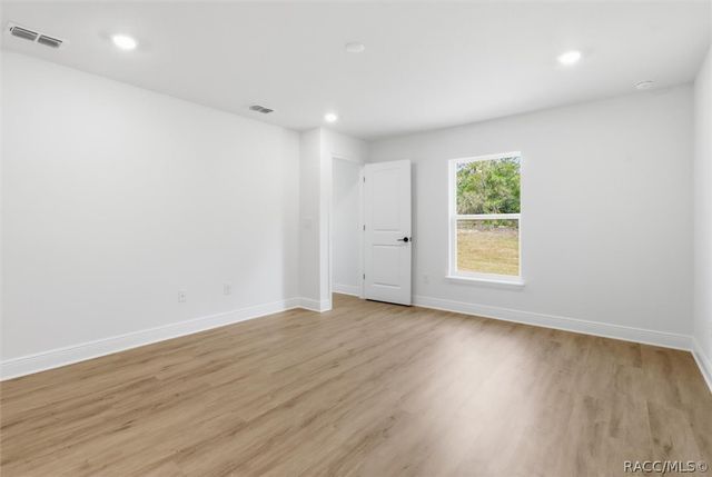 9204 N Athens Drive, Dunnellon, FL 34433