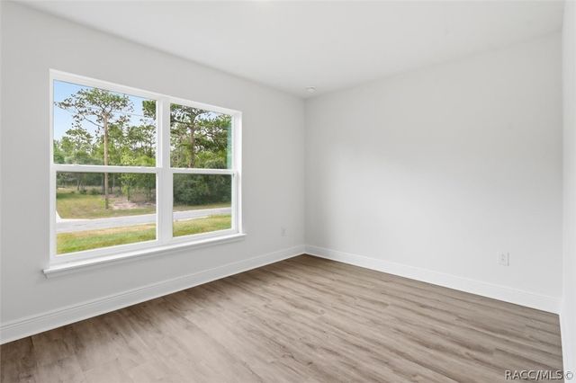 9204 N Athens Drive, Dunnellon, FL 34433