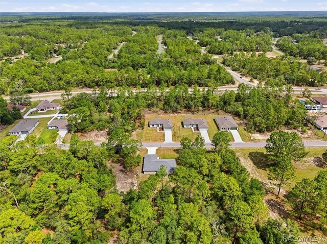 9204 N Athens Drive, Dunnellon, FL 34433