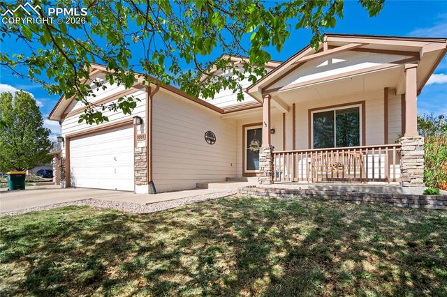 1089 N Swayback Drive, Fountain, CO 80817