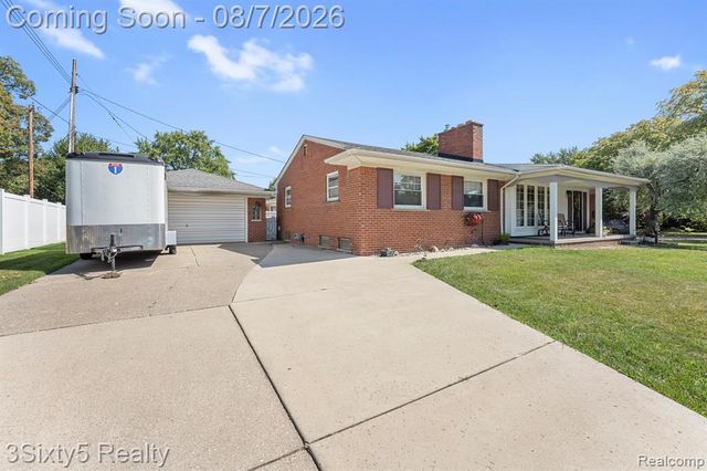 1780 N Trenton Drive, Trenton, MI 48183