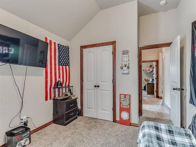 517 Cottonwood Drive, Moore, OK 73160