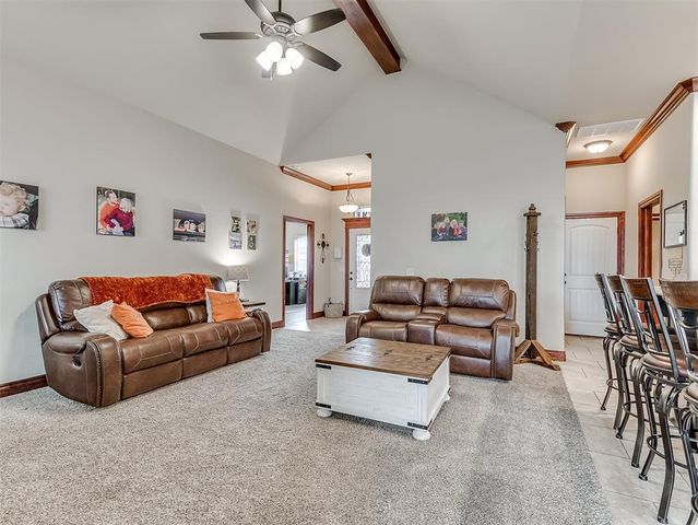 517 Cottonwood Drive, Moore, OK 73160