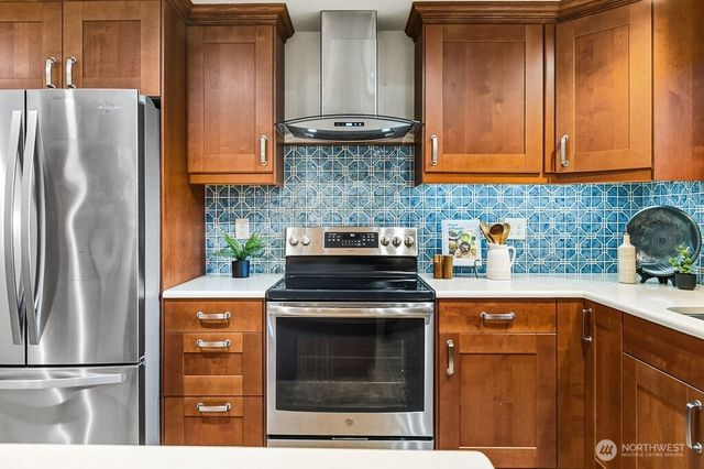 8393 NW Duryea Road, Bremerton, WA 98312