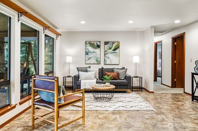 8393 NW Duryea Road, Bremerton, WA 98312