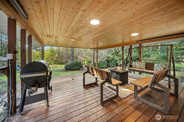 8393 NW Duryea Road, Bremerton, WA 98312