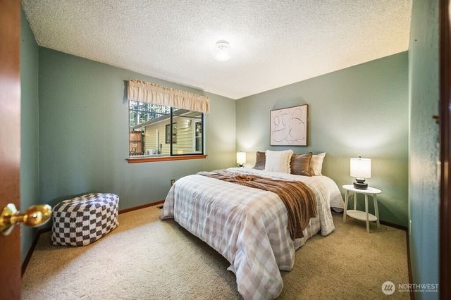 8393 NW Duryea Road, Bremerton, WA 98312