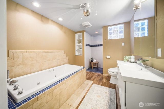 8393 NW Duryea Road, Bremerton, WA 98312