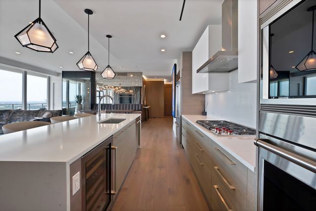 7901 Windrose Avenue 1604, Plano, TX 75024