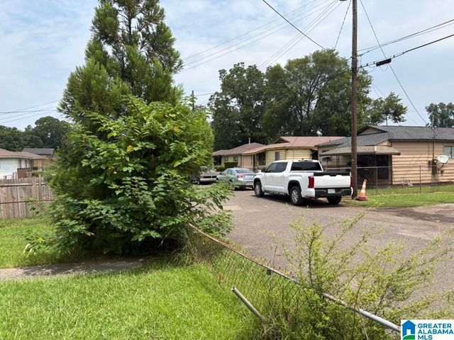 2920 33RD WAY N, Birmingham, AL 35207