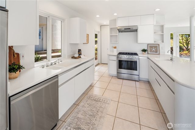 20515 21st Street NW, Lakebay, WA 98349