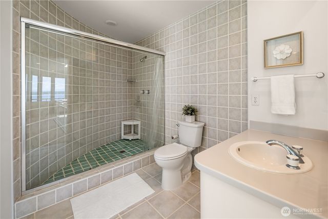20515 21st Street NW, Lakebay, WA 98349