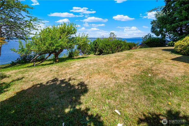 20515 21st Street NW, Lakebay, WA 98349