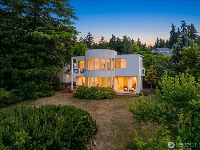 20515 21st Street NW, Lakebay, WA 98349