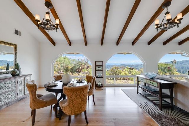 16 Kite Hill Road, Santa Cruz, CA 95060