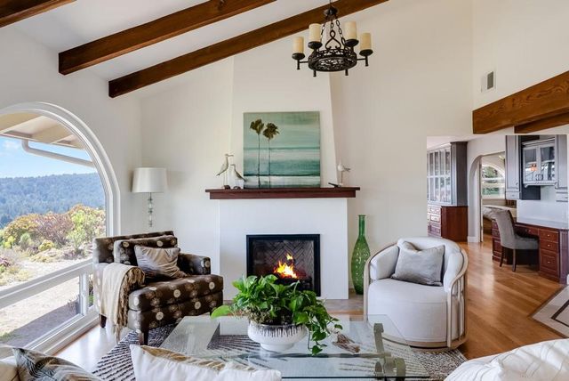 16 Kite Hill Road, Santa Cruz, CA 95060