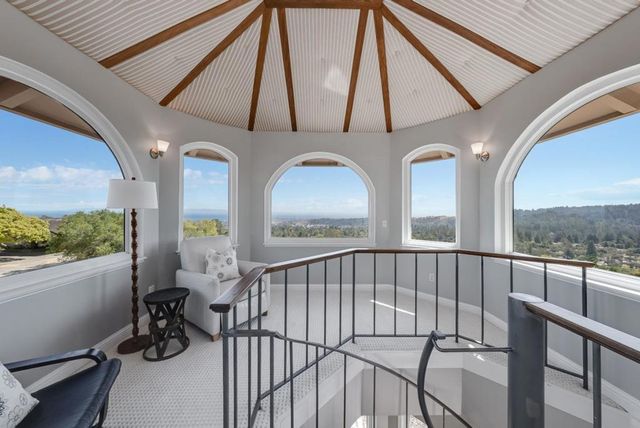 16 Kite Hill Road, Santa Cruz, CA 95060