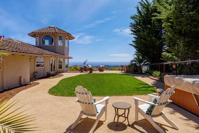 16 Kite Hill Road, Santa Cruz, CA 95060