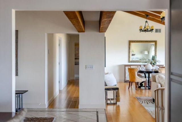 16 Kite Hill Road, Santa Cruz, CA 95060