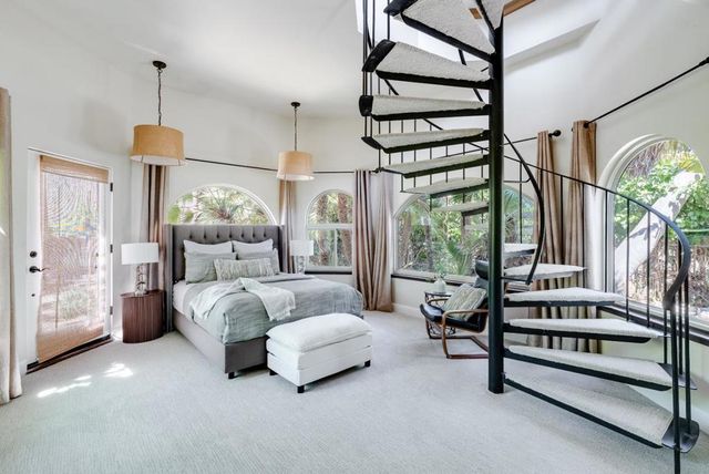 16 Kite Hill Road, Santa Cruz, CA 95060