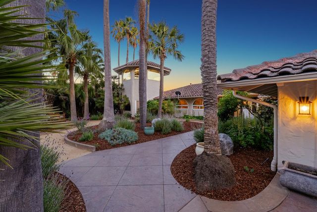 16 Kite Hill Road, Santa Cruz, CA 95060