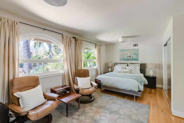 16 Kite Hill Road, Santa Cruz, CA 95060