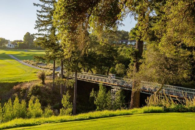 16 Kite Hill Road, Santa Cruz, CA 95060
