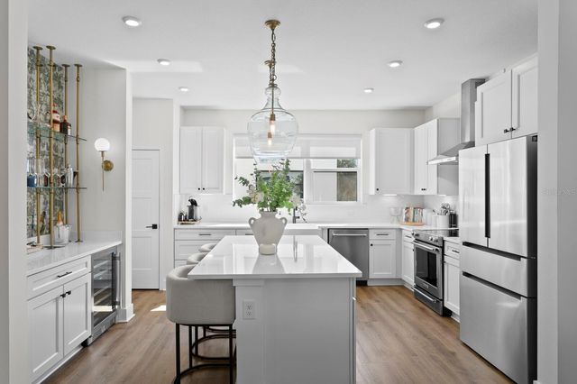 2506 W CLEVELAND STREET 10, Tampa, FL 33609