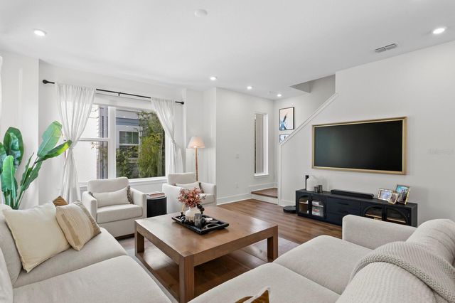 2506 W CLEVELAND STREET 10, Tampa, FL 33609