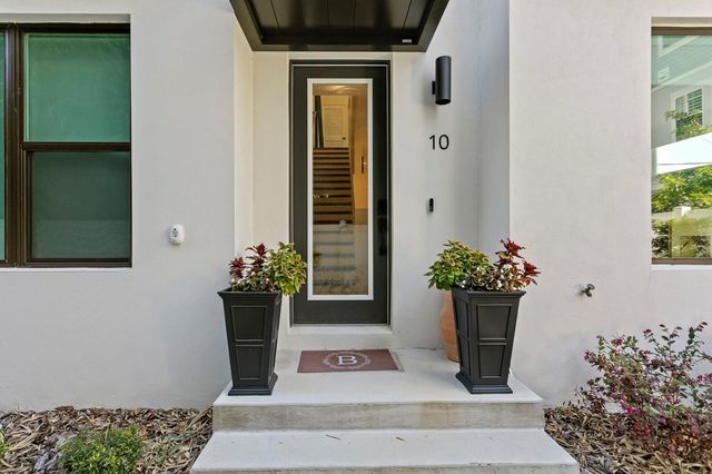 2506 W CLEVELAND STREET 10, Tampa, FL 33609