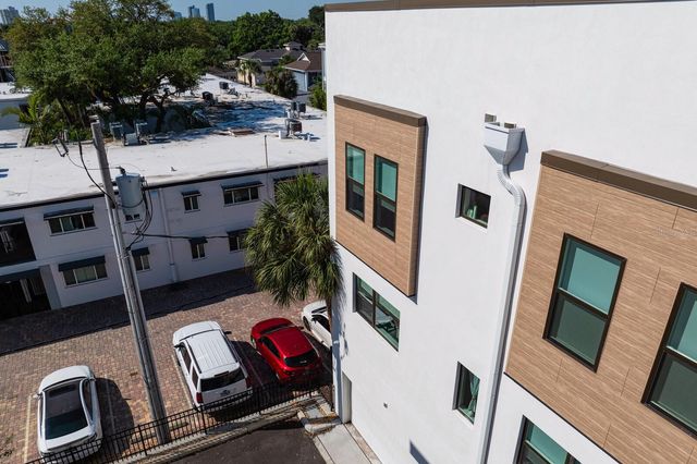 2506 W CLEVELAND STREET 10, Tampa, FL 33609