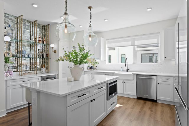 2506 W CLEVELAND STREET 10, Tampa, FL 33609