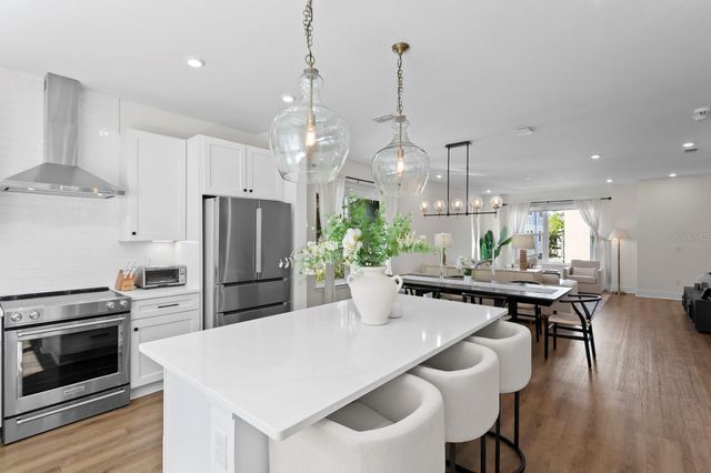 2506 W CLEVELAND STREET 10, Tampa, FL 33609