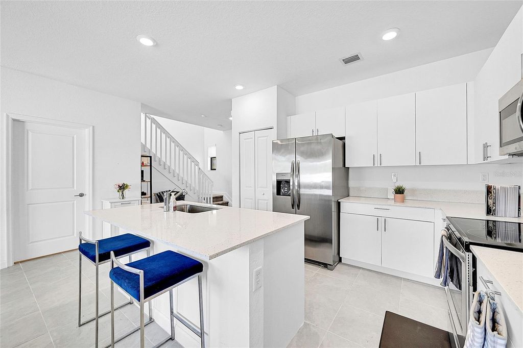 Image 12 of property listing at 20357 NW 4TH PATH, Miami, FL 33169