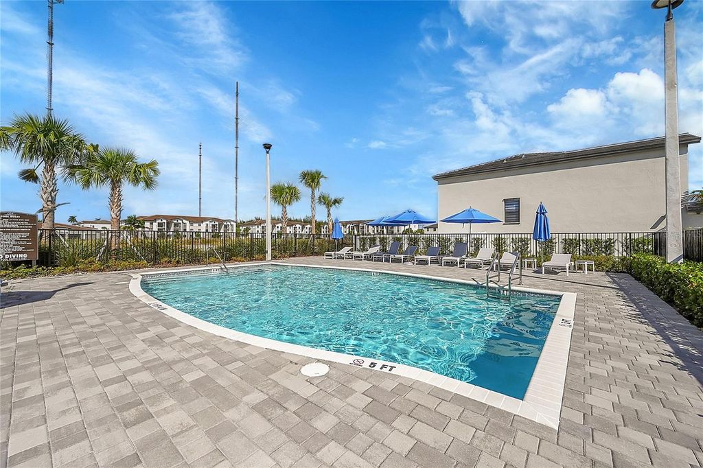 Image 37 of property listing at 20357 NW 4TH PATH, Miami, FL 33169