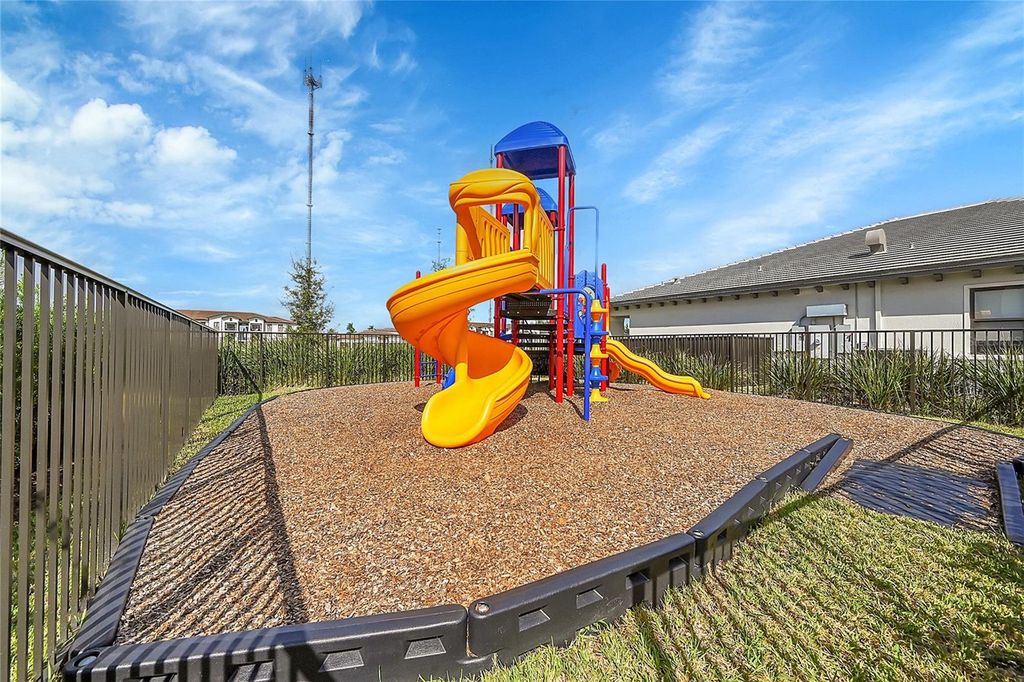 Image 38 of property listing at 20357 NW 4TH PATH, Miami, FL 33169