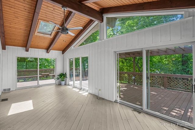 109 Wood Drive, Algonquin, IL 60102