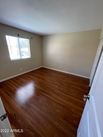 8831 N 114th Avenue, Peoria, AZ 85345