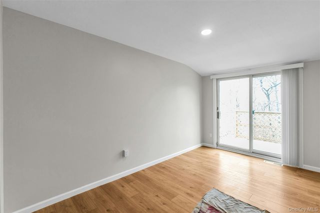 117 Hill Spur, Calverton, NY 11933