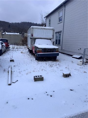 721 Kennedy Ave, Greater Johnstown School District, PA 15901