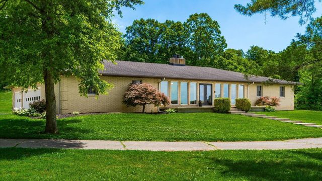 255 Briarwood Drive, Newark, OH 43055