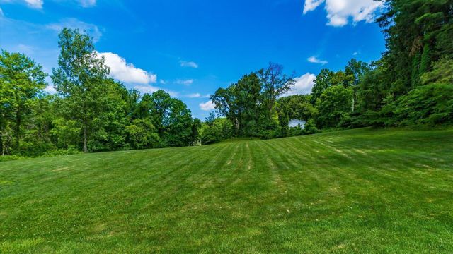 255 Briarwood Drive, Newark, OH 43055