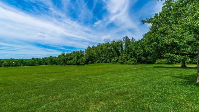 255 Briarwood Drive, Newark, OH 43055