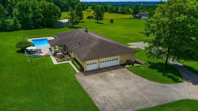 255 Briarwood Drive, Newark, OH 43055