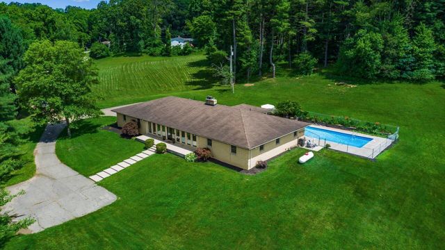255 Briarwood Drive, Newark, OH 43055