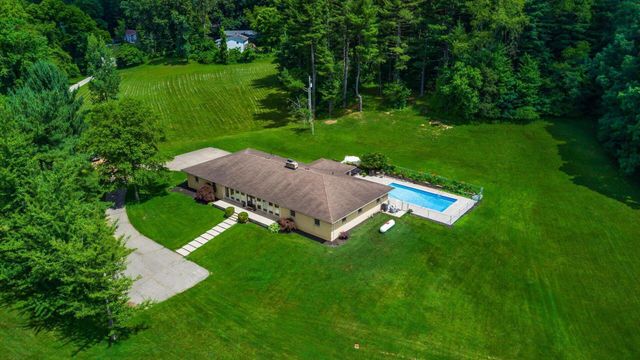 255 Briarwood Drive, Newark, OH 43055