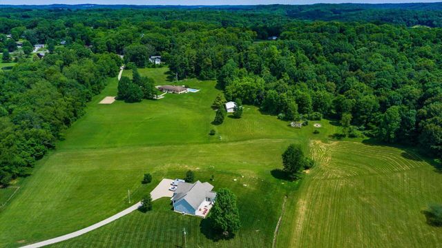 255 Briarwood Drive, Newark, OH 43055