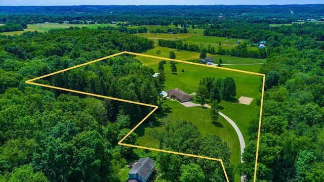 255 Briarwood Drive, Newark, OH 43055
