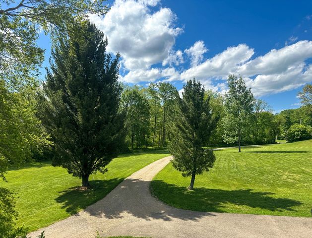 255 Briarwood Drive, Newark, OH 43055